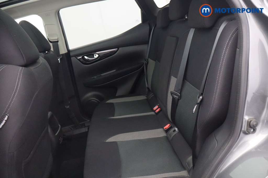 Nissan Qashqai N-Connecta Manual Petrol SUV - Stock Number (1663182) - 10th supplementary image
