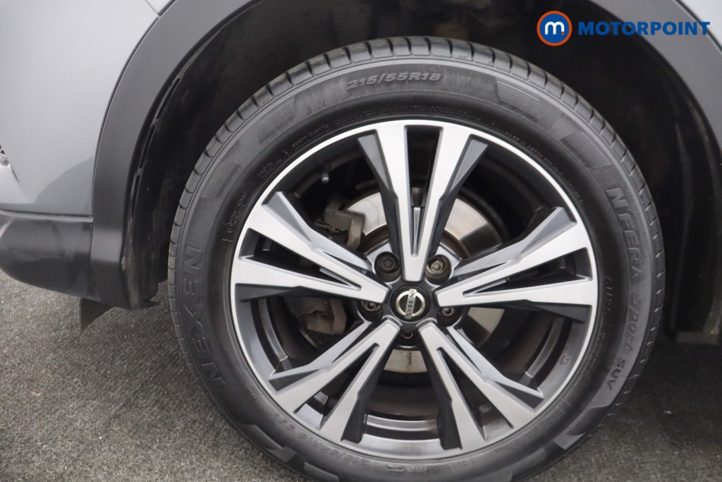 Nissan Qashqai N-Connecta Manual Petrol SUV - Stock Number (1663182) - 16th supplementary image