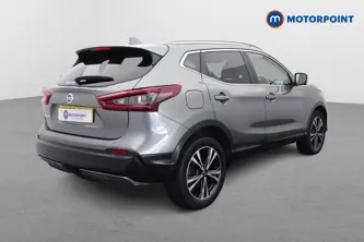 Nissan Qashqai N-Connecta Manual Petrol SUV - Stock Number (1663182) - Drivers side rear corner