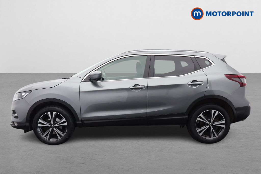 Nissan Qashqai N-Connecta Manual Petrol SUV - Stock Number (1663182) - Passenger side