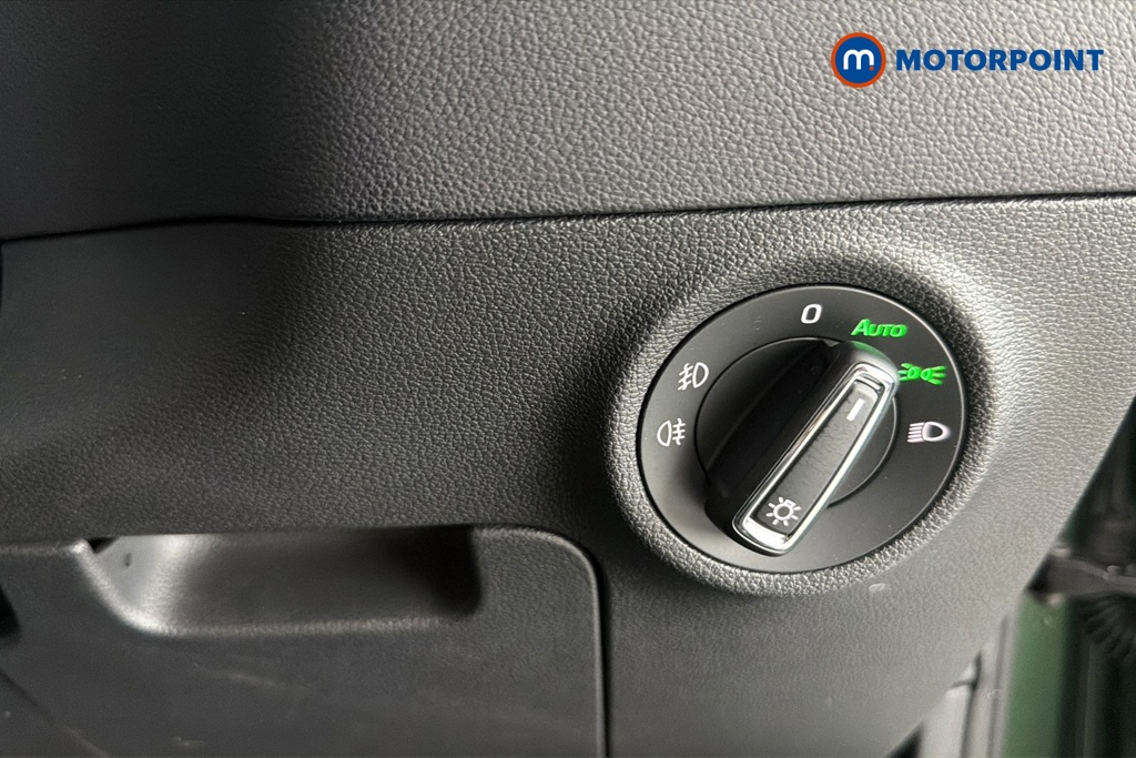 Skoda Karoq Se L Automatic Petrol SUV - Stock Number (1663243) - 11th supplementary image
