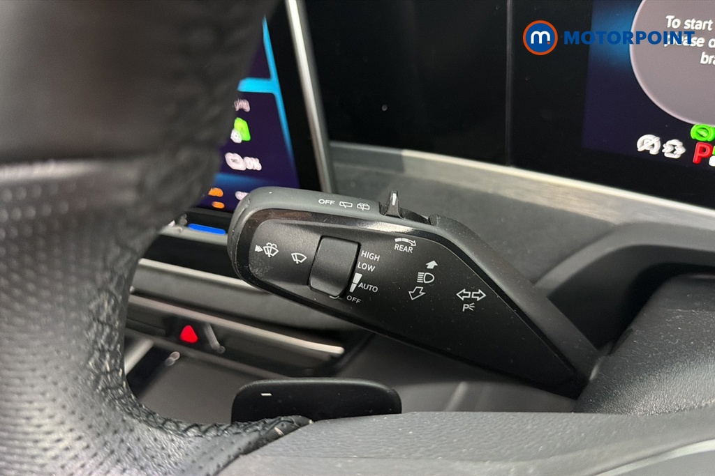 Volkswagen Passat R-Line Automatic Petrol Plug-In Hybrid Estate - Stock Number (1663375) - 5th supplementary image