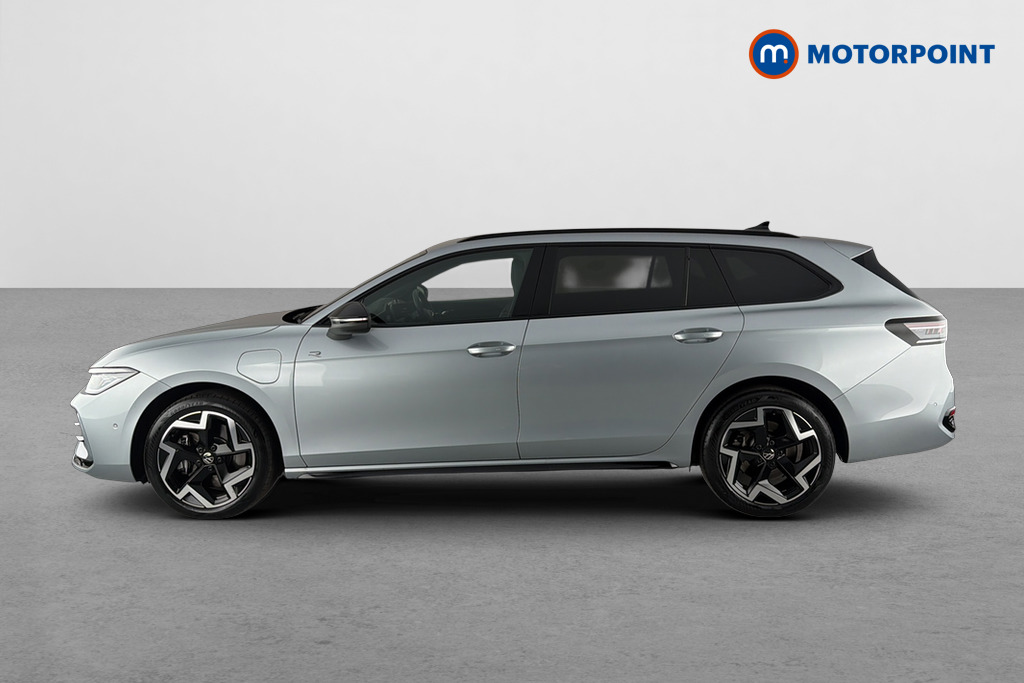 Volkswagen Passat R-Line Automatic Petrol Plug-In Hybrid Estate - Stock Number (1663375) - Drivers side
