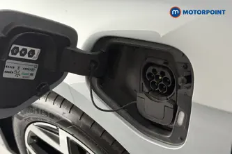 Volkswagen Passat R-Line Automatic Petrol Plug-In Hybrid Estate - Stock Number (1663375) - 40th supplementary image