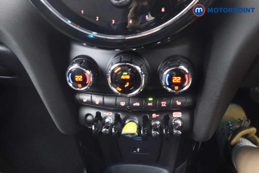 Mini Hatchback Cooper S Level 2 Automatic Electric Hatchback - Stock Number (1663395) - 2nd supplementary image