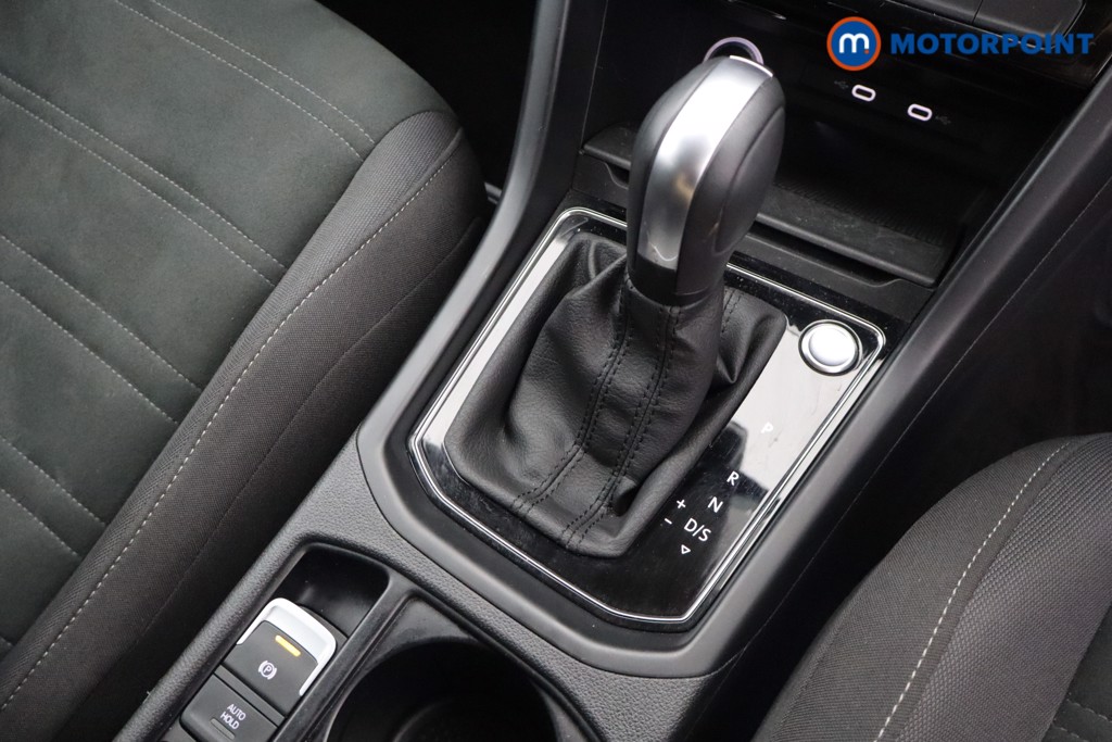 Volkswagen Touran SEL Automatic Petrol People Carrier - Stock Number (1663440) - 4th supplementary image