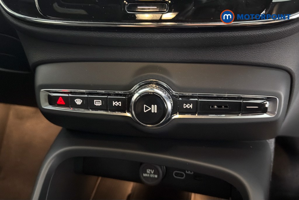 Volvo Xc40 Plus Automatic Petrol SUV - Stock Number (1664040) - 10th supplementary image