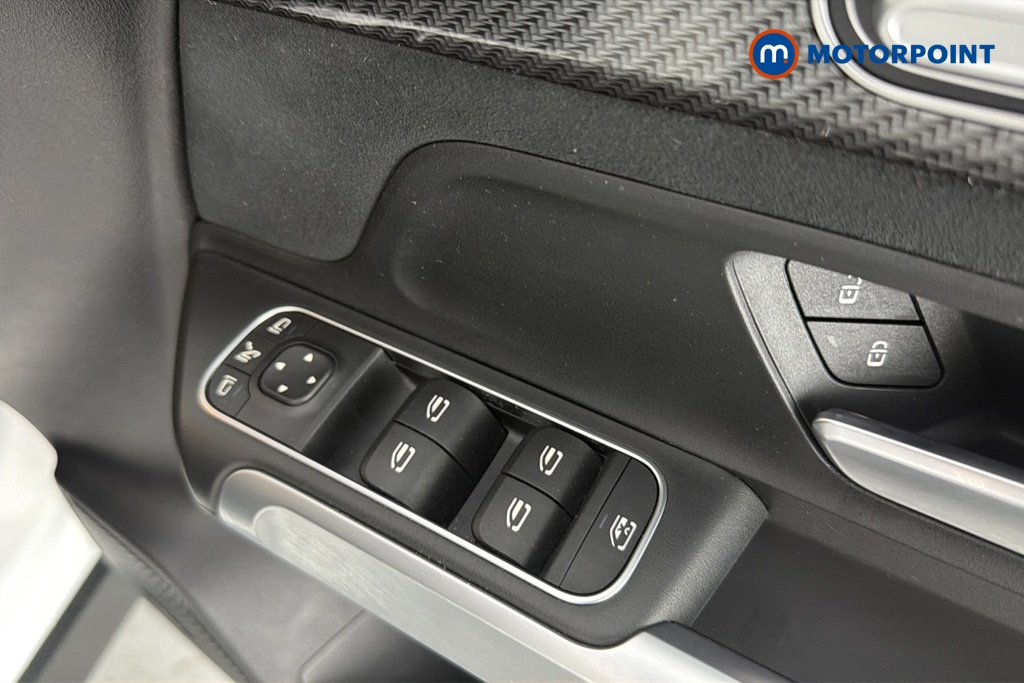 Mercedes-Benz GLB Amg Line Automatic Diesel SUV - Stock Number (1640539) - 19th supplementary image