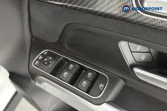 Mercedes-Benz GLB Amg Line Automatic Diesel SUV - Stock Number (1640539) - 19th supplementary image
