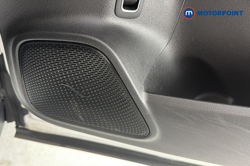 Mercedes-Benz GLB Amg Line Automatic Diesel SUV - Stock Number (1640539) - 21st supplementary image