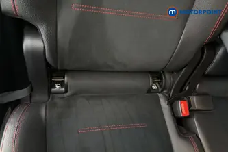 Mercedes-Benz GLB Amg Line Automatic Diesel SUV - Stock Number (1640539) - 27th supplementary image
