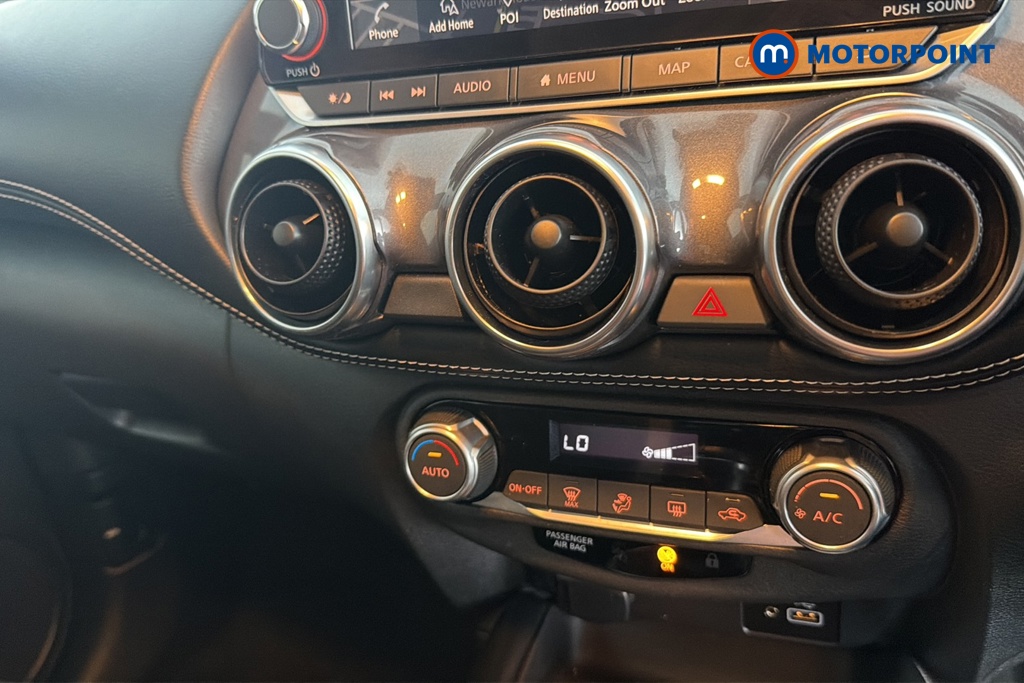 Nissan Juke N-Connecta Manual Petrol SUV - Stock Number (1655915) - 12th supplementary image