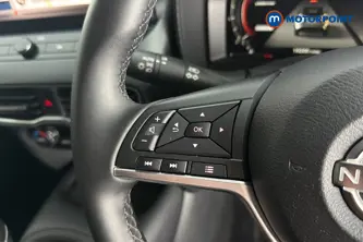 Nissan Juke N-Connecta Manual Petrol SUV - Stock Number (1659274) - 4th supplementary image