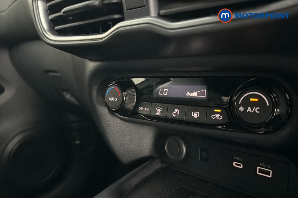 Nissan Juke N-Connecta Manual Petrol SUV - Stock Number (1659274) - 12th supplementary image
