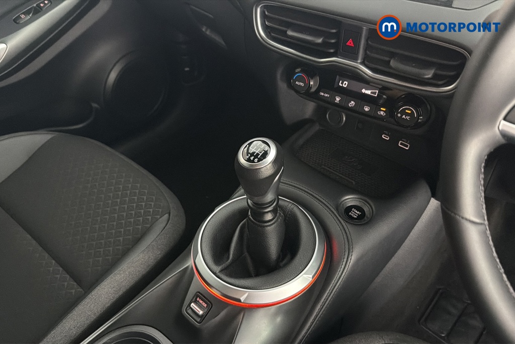 Nissan Juke N-Connecta Manual Petrol SUV - Stock Number (1659274) - 15th supplementary image