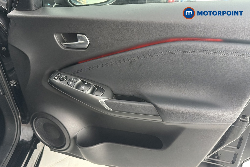Nissan Juke N-Connecta Manual Petrol SUV - Stock Number (1659274) - 18th supplementary image