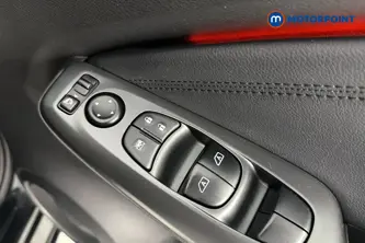 Nissan Juke N-Connecta Manual Petrol SUV - Stock Number (1659274) - 19th supplementary image