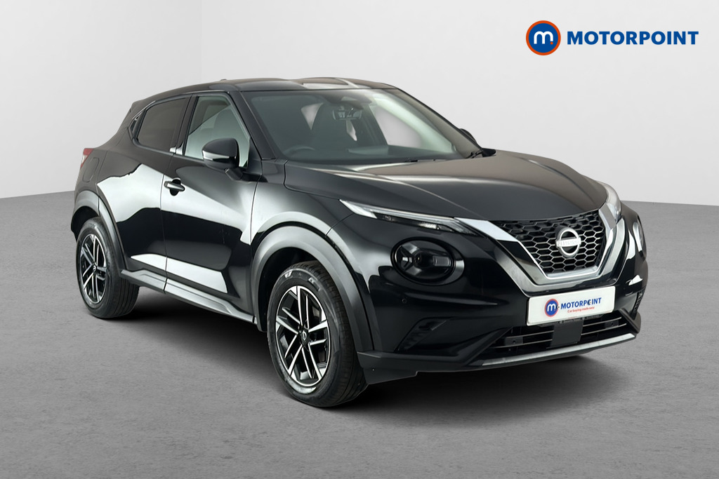 Nissan Juke N-Connecta Manual Petrol SUV - Stock Number (1659274) - Drivers side front corner
