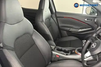 Nissan Juke N-Connecta Manual Petrol SUV - Stock Number (1659274) - 22nd supplementary image