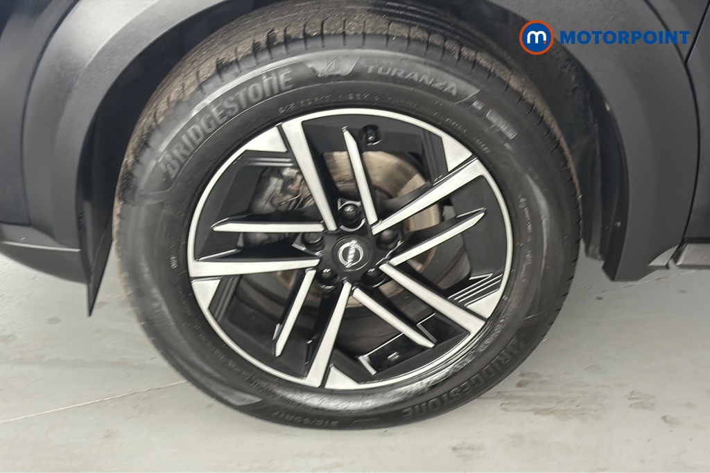 Nissan Juke N-Connecta Manual Petrol SUV - Stock Number (1659274) - 44th supplementary image
