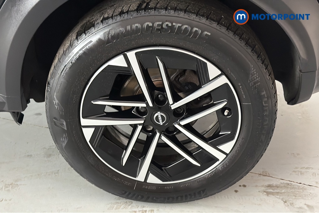 Nissan Juke N-Connecta Manual Petrol SUV - Stock Number (1659274) - 45th supplementary image