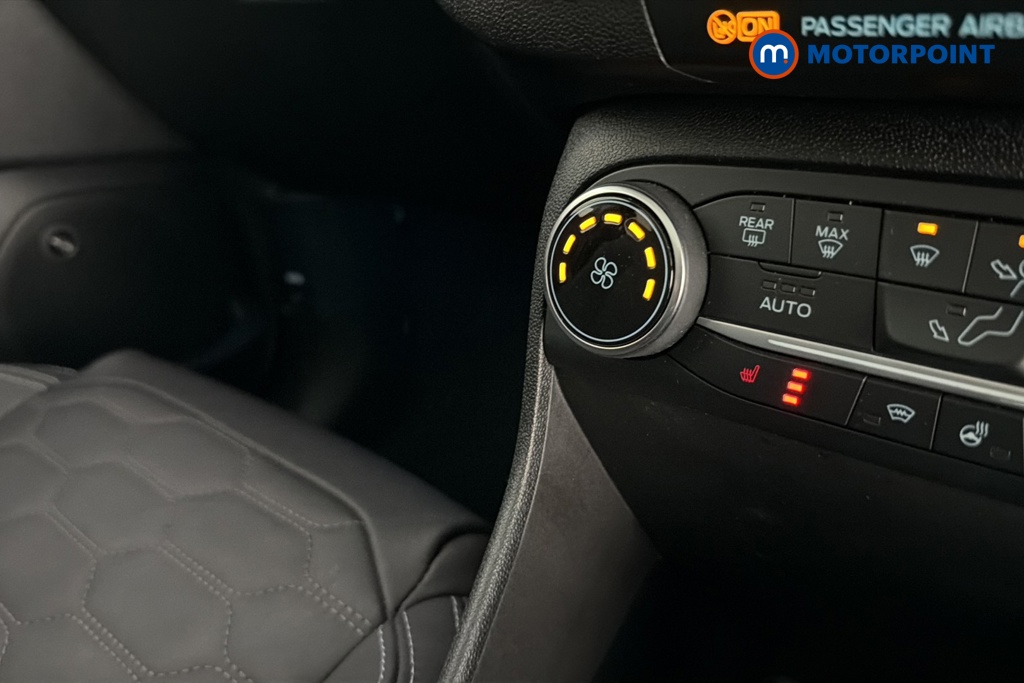 Ford Fiesta Vignale 1.0 Ecoboost 5Dr Manual Petrol Hatchback - Stock Number (1659513) - 14th supplementary image