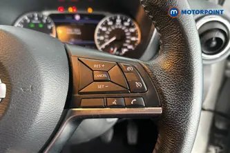 Nissan Juke N-Connecta Manual Petrol SUV - Stock Number (1659799) - 3rd supplementary image