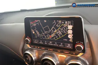 Nissan Juke N-Connecta Manual Petrol SUV - Stock Number (1659799) - 9th supplementary image