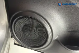 Nissan Juke N-Connecta Manual Petrol SUV - Stock Number (1659799) - 21st supplementary image