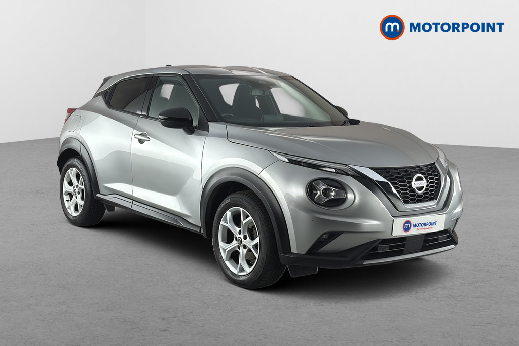 Nissan Juke N-Connecta Manual Petrol SUV - Stock Number (1659799) - Drivers side front corner