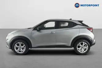 Nissan Juke N-Connecta Manual Petrol SUV - Stock Number (1659799) - Drivers side