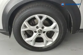 Nissan Juke N-Connecta Manual Petrol SUV - Stock Number (1659799) - 44th supplementary image