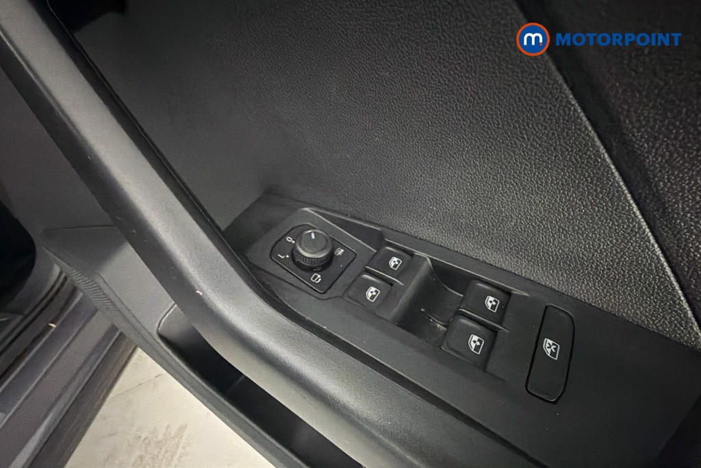 Volkswagen T-Cross Black Edition Automatic Petrol SUV - Stock Number (1660259) - 20th supplementary image