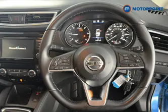 Nissan Qashqai Acenta Premium Manual Diesel SUV - Stock Number (1660301) - 2nd supplementary image