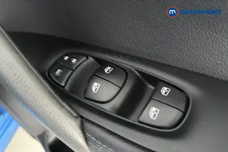 Nissan Qashqai Acenta Premium Manual Diesel SUV - Stock Number (1660301) - 19th supplementary image