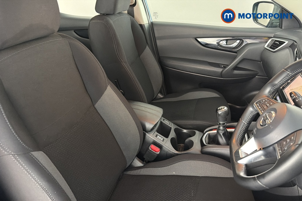 Nissan Qashqai Acenta Premium Manual Diesel SUV - Stock Number (1660301) - 22nd supplementary image