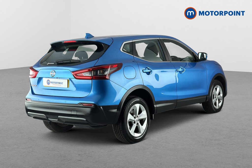 Nissan Qashqai Acenta Premium Manual Diesel SUV - Stock Number (1660301) - Passenger side rear corner