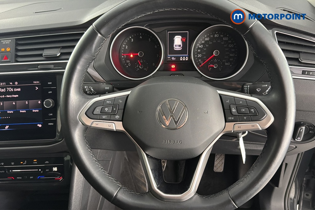 Volkswagen Tiguan Life Manual Petrol SUV - Stock Number (1661077) - 2nd supplementary image