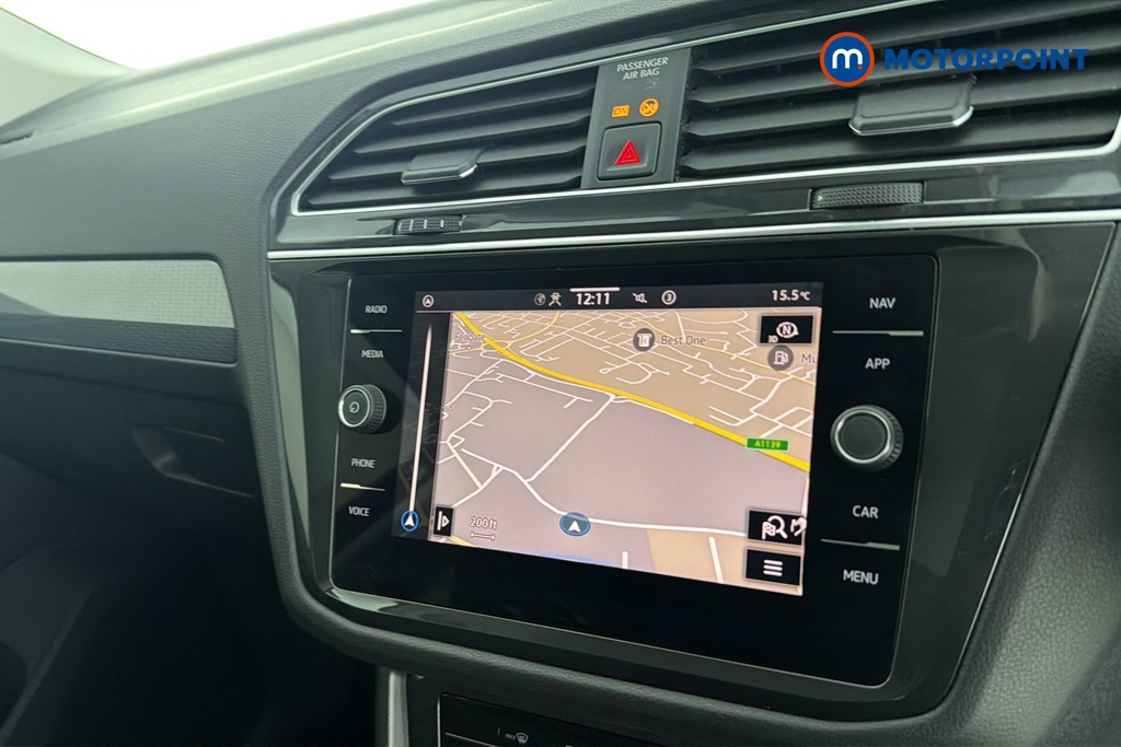 Volkswagen Tiguan Life Manual Petrol SUV - Stock Number (1661077) - 9th supplementary image
