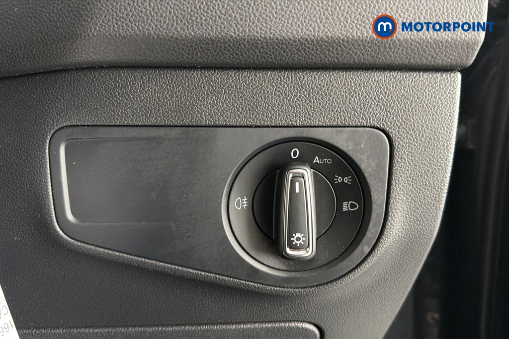Volkswagen Tiguan Life Manual Petrol SUV - Stock Number (1661077) - 11th supplementary image