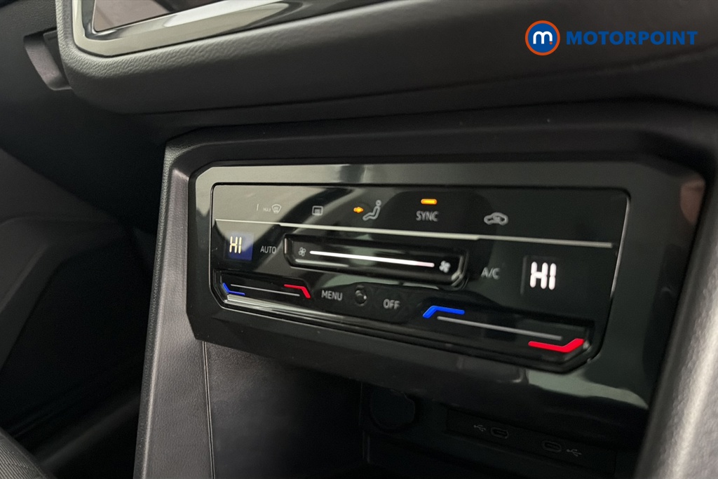 Volkswagen Tiguan Life Manual Petrol SUV - Stock Number (1661077) - 12th supplementary image
