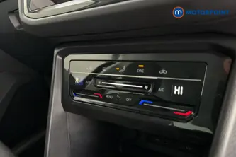 Volkswagen Tiguan Life Manual Petrol SUV - Stock Number (1661077) - 12th supplementary image