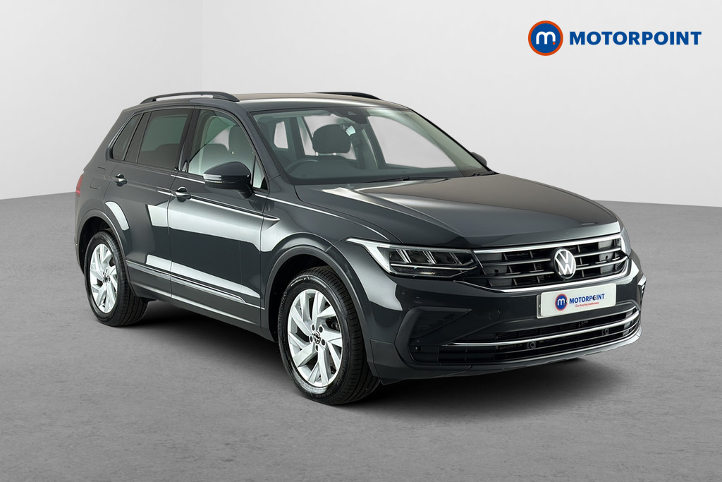 Volkswagen Tiguan Life Manual Petrol SUV - Stock Number (1661077) - Drivers side front corner