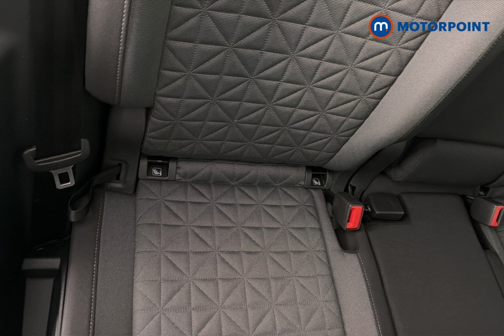 Volkswagen Tiguan Life Manual Petrol SUV - Stock Number (1661077) - 27th supplementary image