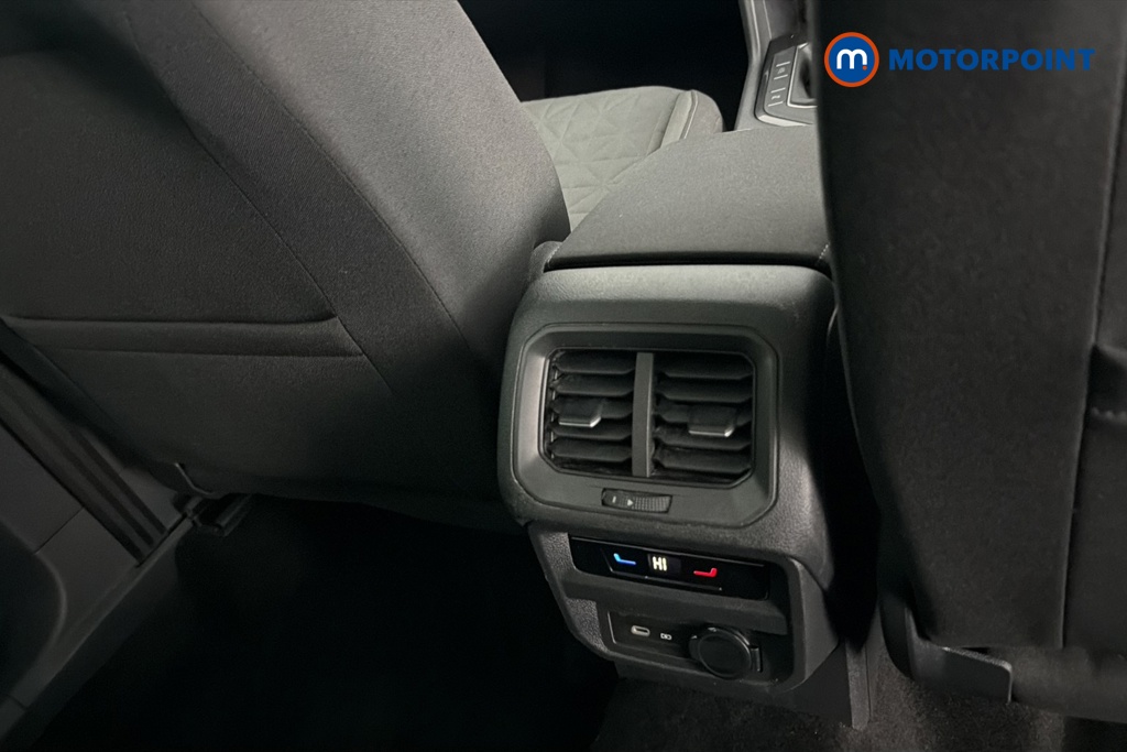 Volkswagen Tiguan Life Manual Petrol SUV - Stock Number (1661077) - 28th supplementary image