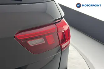 Volkswagen Tiguan Life Manual Petrol SUV - Stock Number (1661077) - 36th supplementary image
