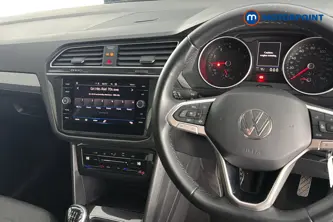Volkswagen Tiguan Life Manual Petrol SUV - Stock Number (1661077) - 1st supplementary image