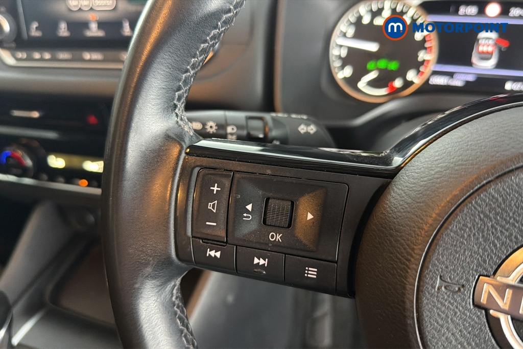 Nissan Qashqai Acenta Premium Manual Petrol SUV - Stock Number (1662075) - 4th supplementary image