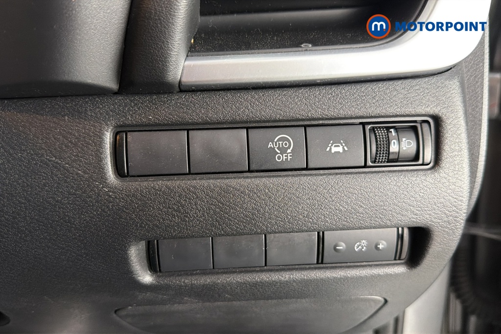 Nissan Qashqai Acenta Premium Manual Petrol SUV - Stock Number (1662075) - 11th supplementary image