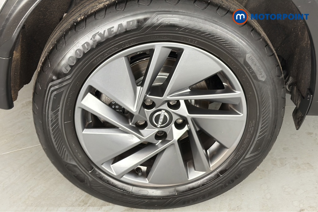 Nissan Qashqai Acenta Premium Manual Petrol SUV - Stock Number (1662075) - 46th supplementary image